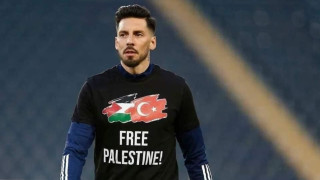 Турският Фенербахче използва мача си от Шампионска лига срещу Фейенорд