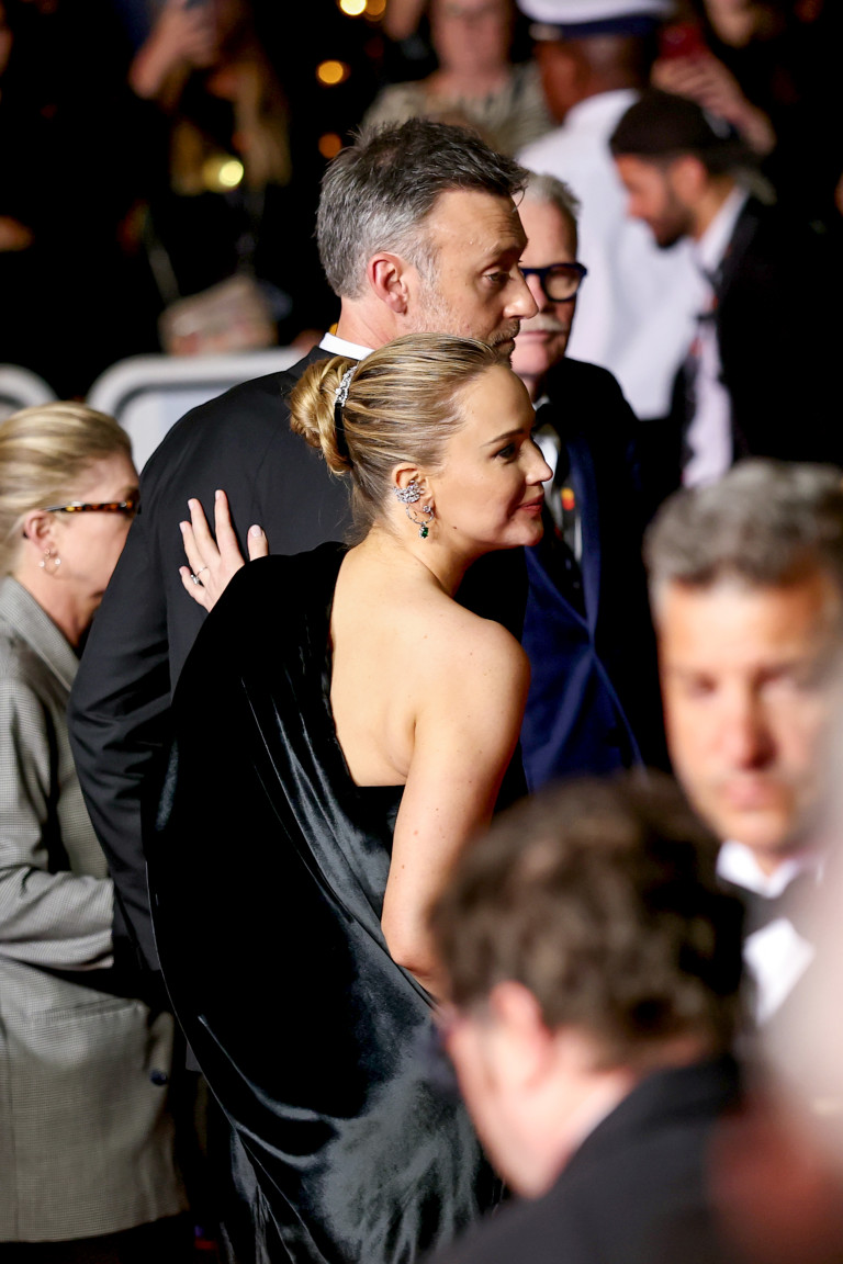 Дженифър Лорънс и Кук Марони на наградите "Златен глобус" 2026