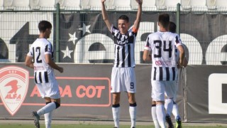 Локомотив Пловдив е на финалната права в преговорите с двамата