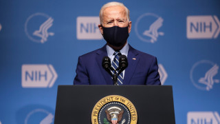 Търсещите убежище принудени да останат в Мексико докато казусите им