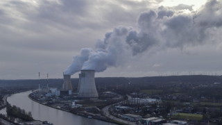 Белгийското правителство постигна споразумение потвърждаващо че съществуващите атомни електроцентрали в
