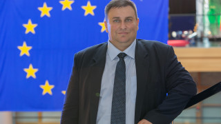 Европейският парламент се обяви в защита на храма Св София