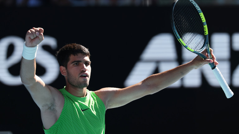 Водачът в световната ранглиста Карлос Алкарас победи с 3:0 сета