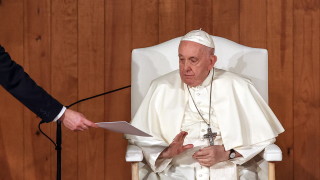 Папа Франциск каза в сряда че ще пътува до Дубай