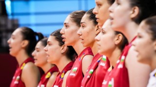 Женският национален отбор на България по волейбол загуби с 0 3