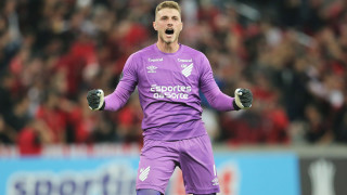 Интер е все по близо до привличането на бразилския национал Бенто