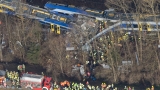 10 загинали и 80 ранени при челен сблъсък на два влака в Германия