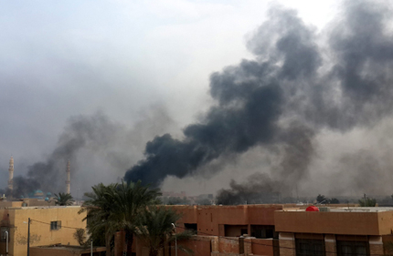Иракските военни се опитват да отблъснат  ИДИЛ от град Рамади