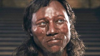 През 1903 г е открит най старият цял скелет на човек