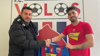 Христос Шелис подписа с Волос Това съобщиха в официалния сайт