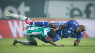 Защитникът на Левски Хосе Кордоба ще остане в клуба