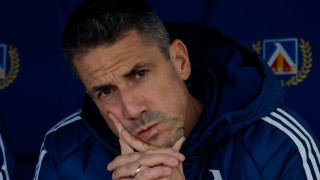 Старши треньорът на Левски Хулио Веласкес говори на пресконференция след