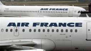 Телефонен терорист спря презокеански полет на „Ер франс”