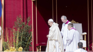 Папа Франциск призова отговорните за химическата атака в Сирия да