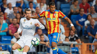 Колумбийският защитник Жейсон Мурийо вече официално е футболист на Валенсия