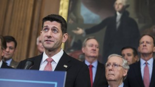 Пол Райън: Не използвайте трагедията във Флорида за отнемане на основни права