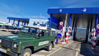 Агенция Митници временно отстрани от работа 20 митнически служители и