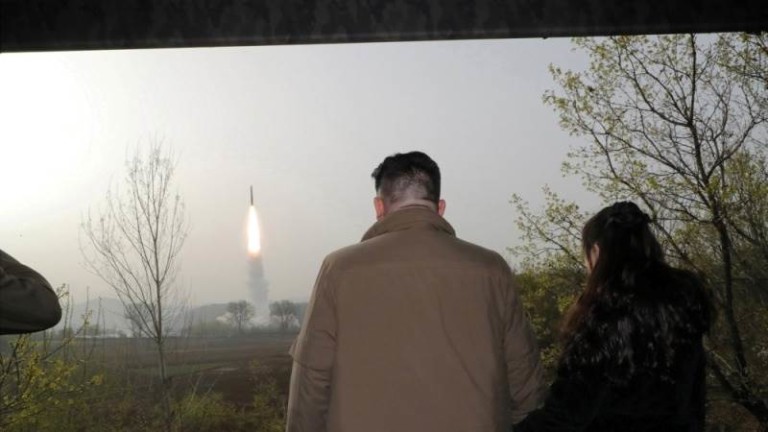 Северна Корея твърди, че успешно е извела шпионски сателит в орбита