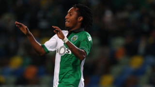 Испанският гранд Барселона следи изкъсо изявите на халфа на Спортинг