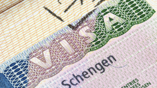 ЕС се отказа от въвеждането на визи за американски граждани