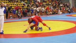 През изминалия уикенд в столичната спортна зала София се проведе