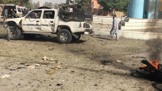 Атентаторка самоубийца е атакувала болница в Пакистан съобщават АП и