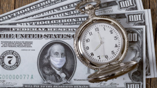 Непрекъснатото разпространение на коронавирус принуждава институциите по целия свят да