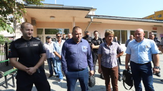 Надзирателите в затворите получават 200-те щатни бройки до 1 септември