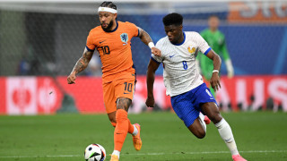 Нидерландия премина през процес на обновяване на отбора а в