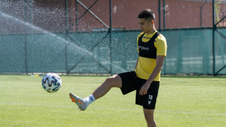 Футболистът на Ботев Пловдив Монир Ал Бадарин получи повиквателна за