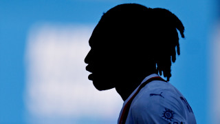 Бившият нападател на Милан Ернан Креспо смята че на 25 годишния