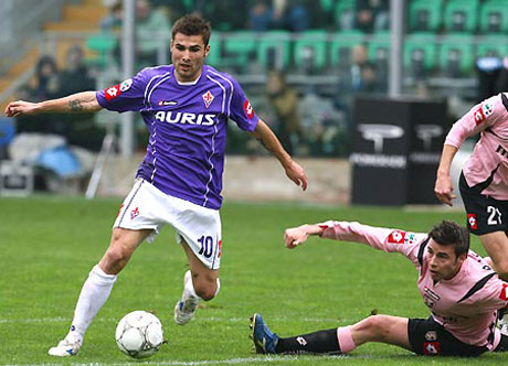 Модна фирма къса договор с Муту