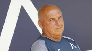 Треньорът на Левски Георги Тодоров твърдо запазва поста си въпреки