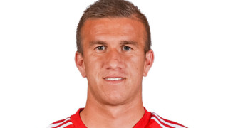 Нападателят на Струмска слава Александър Аспарухов тренира индивидуално извън основната