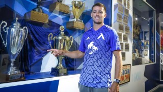 Хоакин Фернандес е третият нов футболист в Левски Уругвайският централен