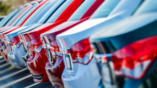 Продажите на нови коли в Западна Европа спадат с 20%