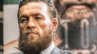 Ирландският ММА боец Конър Макгрегър обяви че е бил блъснат