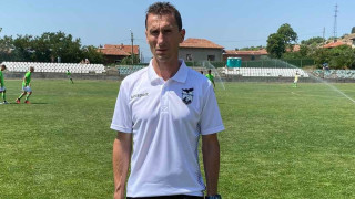 Бившият старши треньор на Пирин Радослав Митревски започва работа