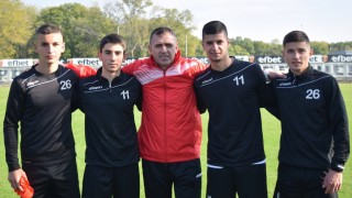 Новият треньор на Локомотив Пловдив Бруно Акрапович повика четирима