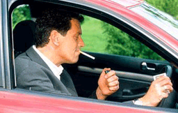 Британските лекари искат забрана на пушенето в колите