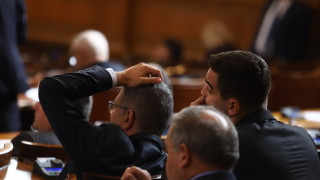 Депутатите продължиха и днес със Комисията по правни въпроси оглави