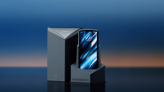 Motorola Razr бе един от големите акценти при смартфоните през