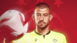 ЦСКА официално привлече българския национал Иван Дюлгеров Днес той подписа