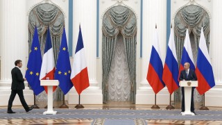 Коментарите на Макрон след разговорите с Путин са притеснителни за НАТО