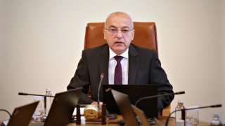 Служебният премиер Гълъб Донев назначи трима заместник министри Заместник министър на земеделието става Тодор Джиков