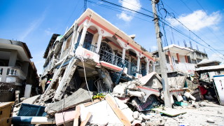 Расте броя на жертвите от земетресението в Хаити