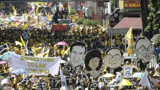Над 10-хиляден протест поиска оставката на премиера на Малайзия 
