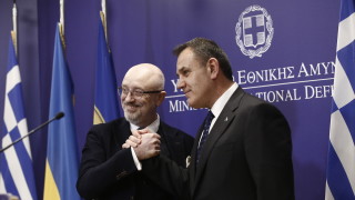Гърция обеща да предостави на Украйна военна подкрепа колкото е