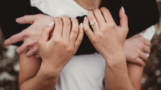 Брайс Шелтън и Пейдж Бердомас са ловци на бури които