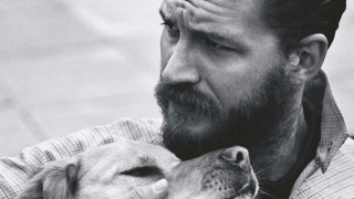 Актьорът Том Харди съобщи на страницата си в Instagram че